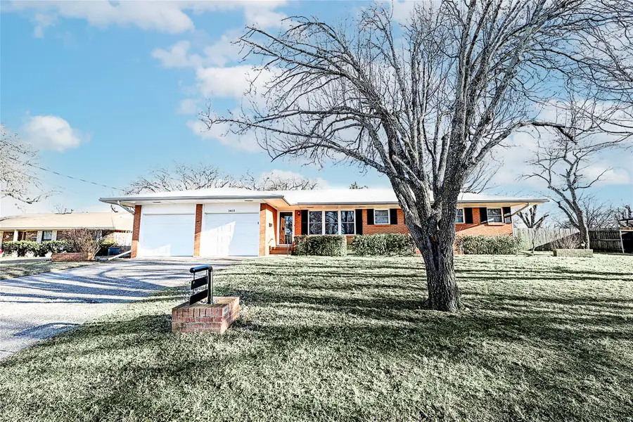 1403 Hulme Street, Bowie, TX 76230 - #2