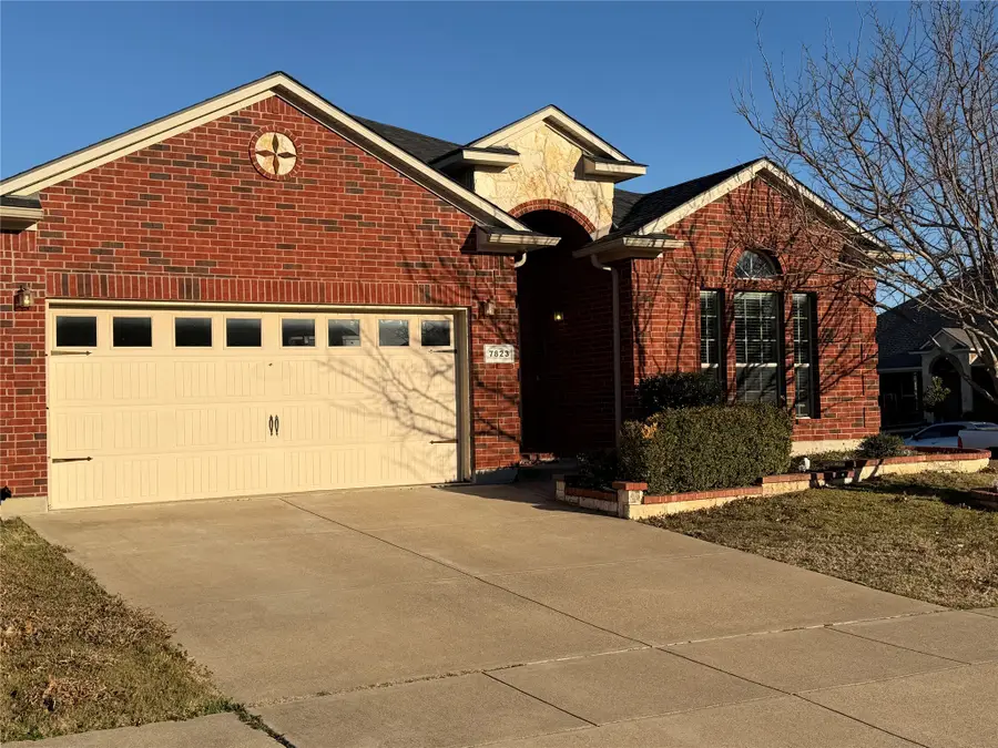 7823 Black Willow Lane, Arlington, TX 76002 - Image #2