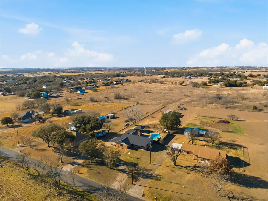 2721 Country Spring Road, Lorena, TX 76655 - #2