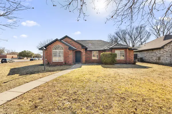 607 Rawlins Drive, Lancaster, TX 75146