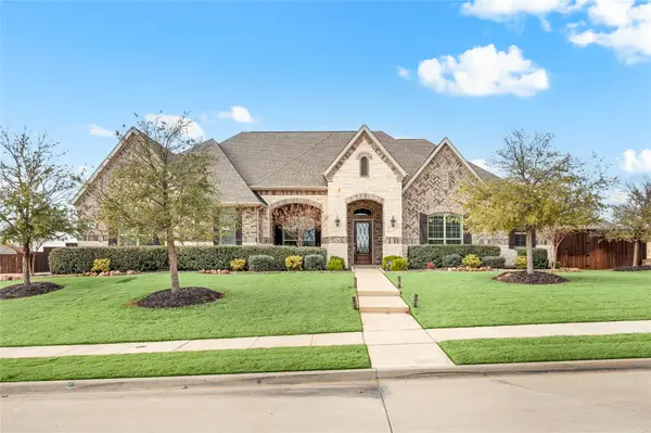 816 Gallant Fox Trail, Keller, TX 76248