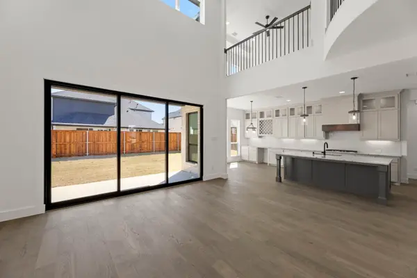 16322 W Old Westbury Lane, Frisco, TX 75033