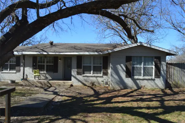 112 S 2nd Street, Godley, TX 76044