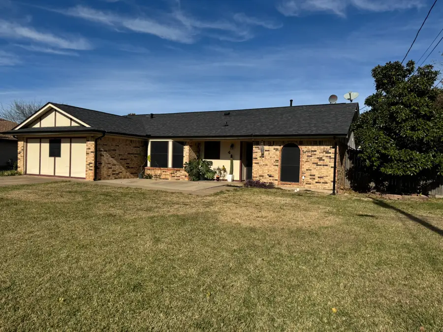 4 Finley Circle, Krum, TX 76249 - #2
