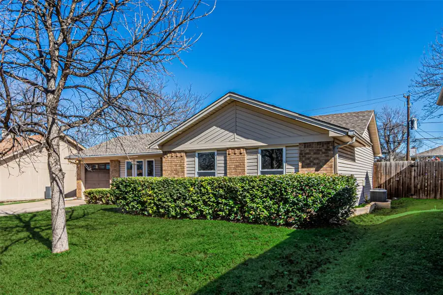 4211 Windhurst Drive, Arlington, TX 76015 - #2