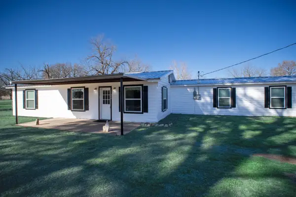 444 Lcr 466, Mexia, TX 76667