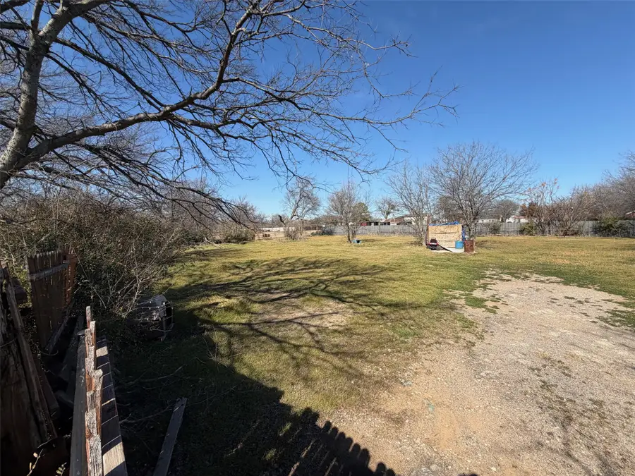 5101 Cox Street, Fort Worth, TX 76105 - #3