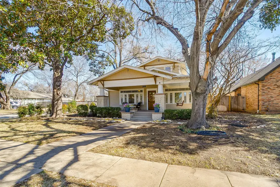 1901 Tremont Avenue, Fort Worth, TX 76107 - Image #2