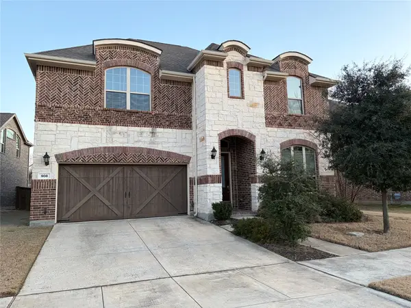 908 Canyon Oak Drive, Euless, TX 76039