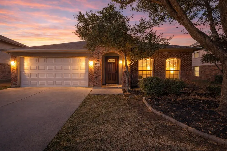 105 Thoroughbred Drive, Krum, TX 76249 - #2