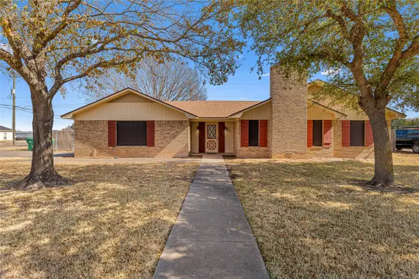 546 Karen Drive, Robinson, TX 76706