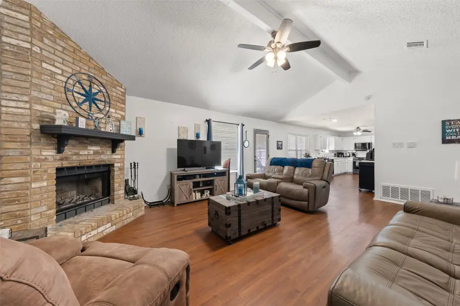 201 Westhill Drive, Hewitt, TX 76643 - #3