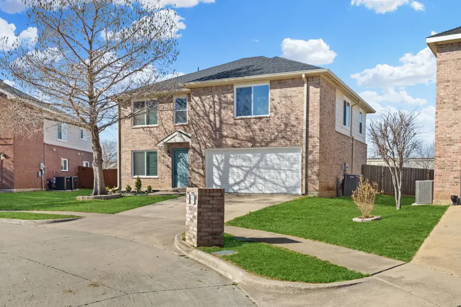 904 Canary Drive, Saginaw, TX 76131 - #2