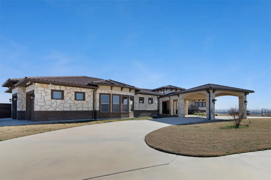 353 County Road 2510, Decatur, TX 76234 - #2