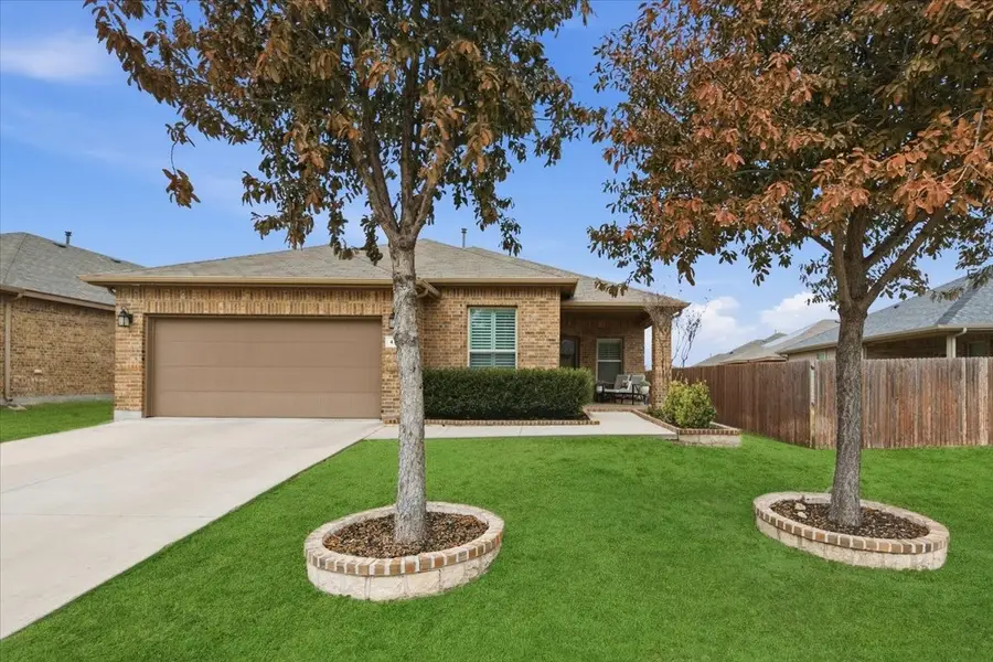 448 Spring Drive, Saginaw, TX 76131 - Image #2