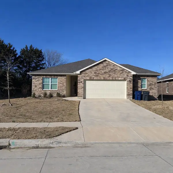 2437 Frio River Road, Glenn Heights, TX 75154