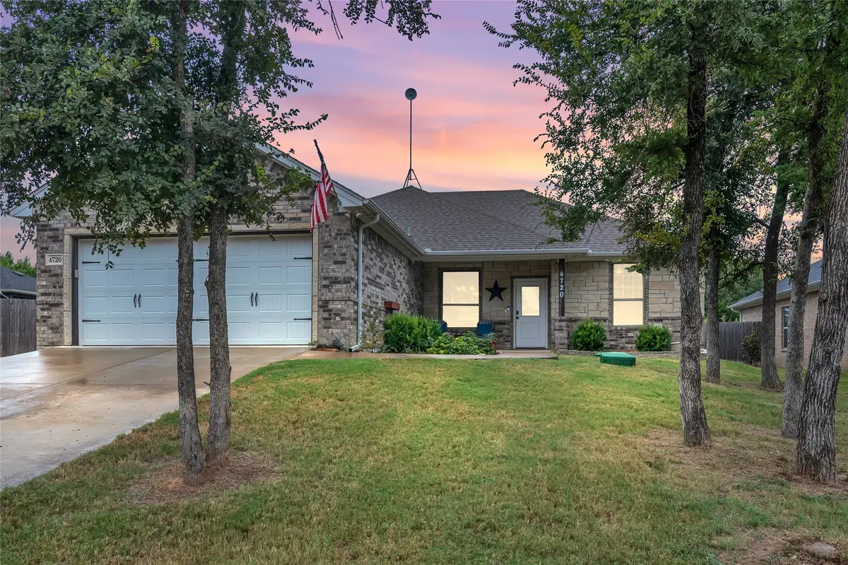 4720 Medina Street, Granbury, TX 76048 - #1