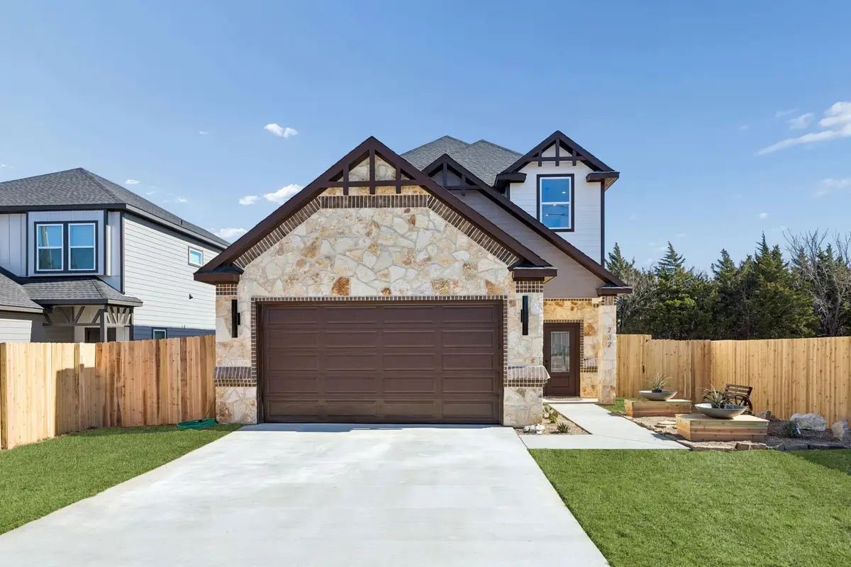 232 Hilltop Drive, Ennis, TX 75119 - #1