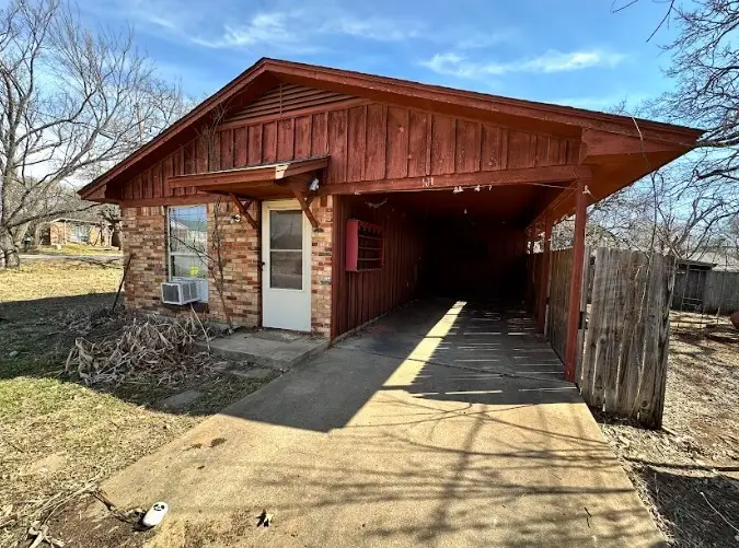 203 W 5th Street, Kennedale, TX 76060 - #2