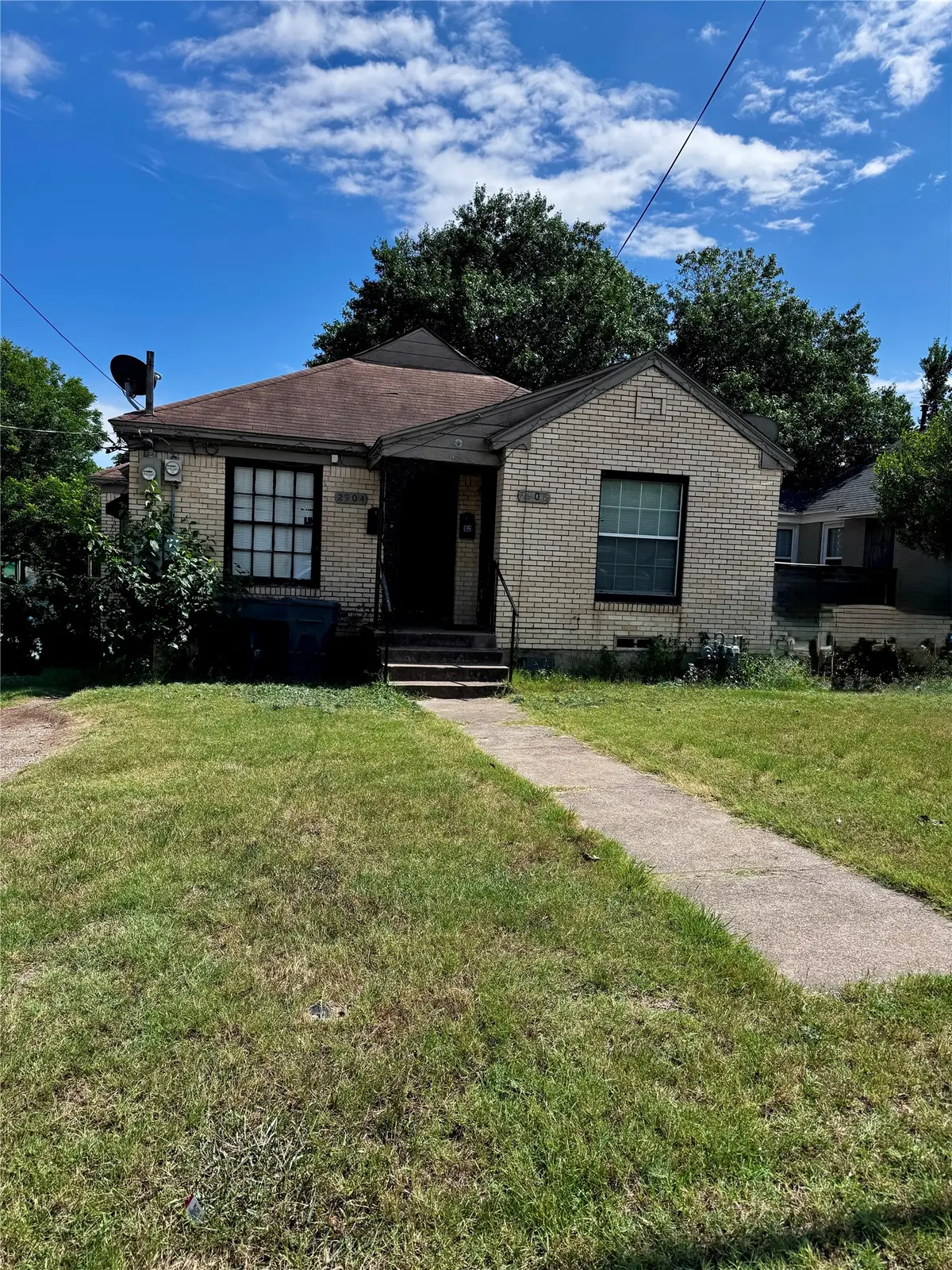 2906 W 9th Street, Dallas, TX 75211 - #1