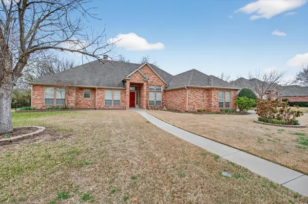 1810 Plum Creek Drive, Midlothian, TX 76065