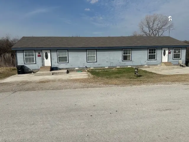 121 Windy Creek, Springtown, TX 76082 - #1