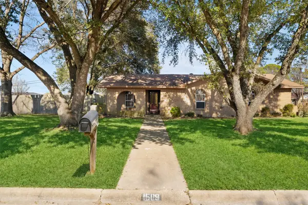1619 Anthony Street, Kaufman, TX 75142