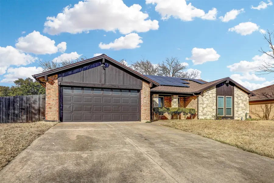 9928 Edmund Drive, Benbrook, TX 76126 - #2