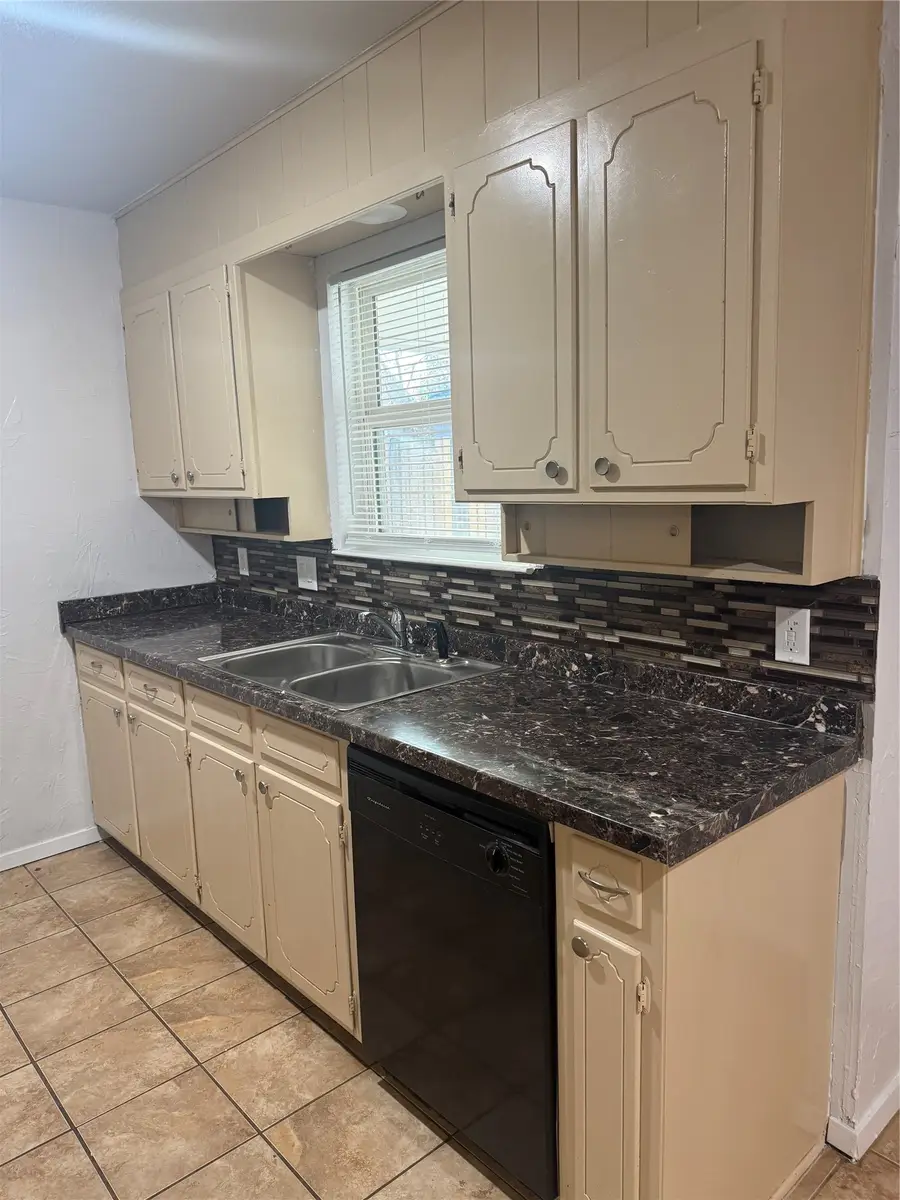 508 Deer Creek, Everman, TX 76140 - #3