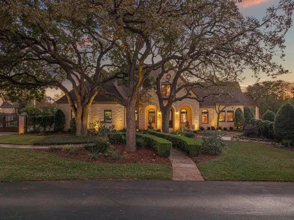 1602 Fair Oaks Drive, Westlake, TX 76262