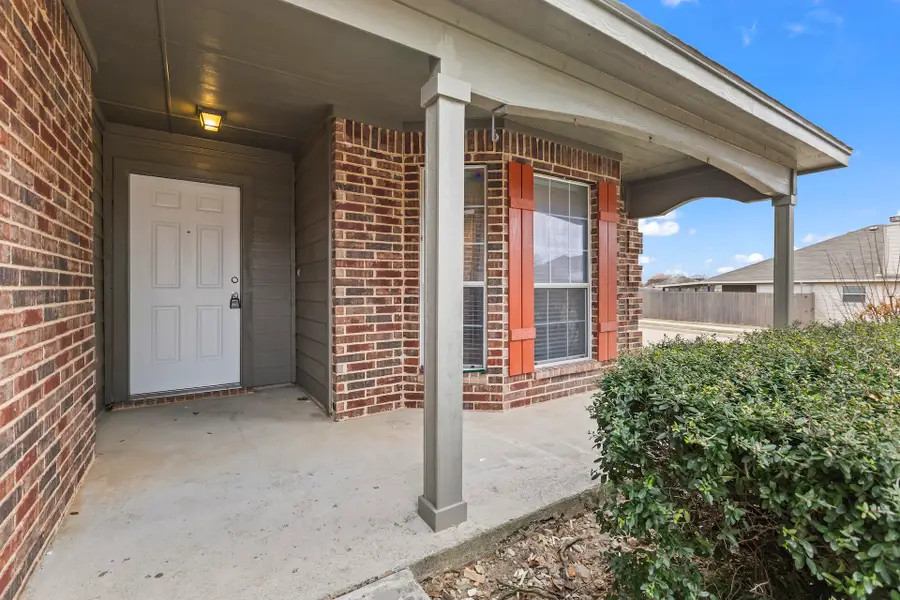 1037 Castle Top Drive, Fort Worth, TX 76052 - #3