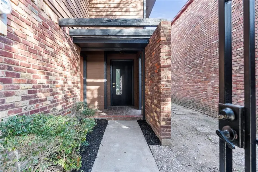 9632 Park Highlands Drive, Dallas, TX 75238 - Image #3