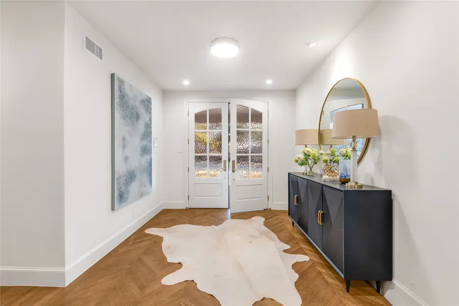 5425 Springmeadow Drive, Dallas, TX 75229 - Image #2