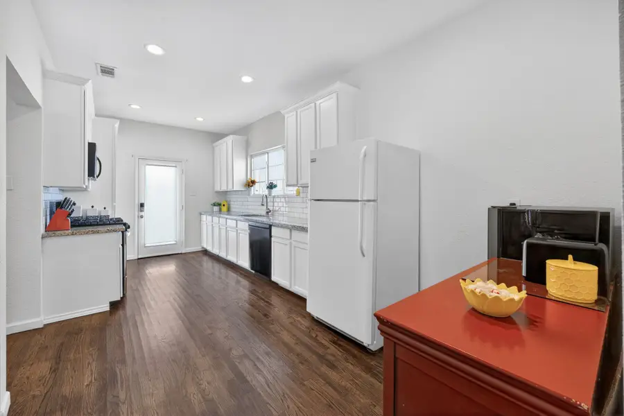 1709 Franklin Avenue, Bonham, TX 75418 - #3