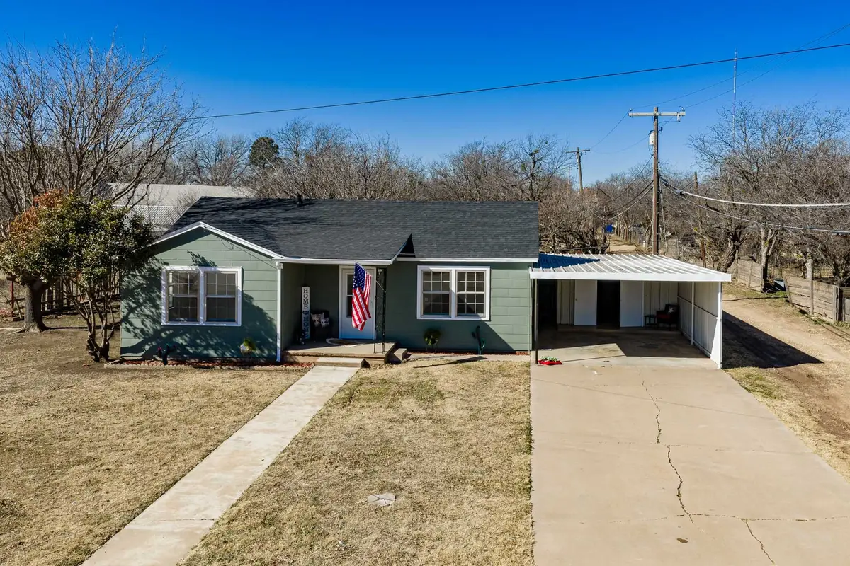 710 S Orient Street, Stamford, TX 79553 - #1