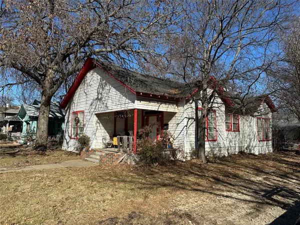 700 N Clinton Avenue, Dallas, TX 75208