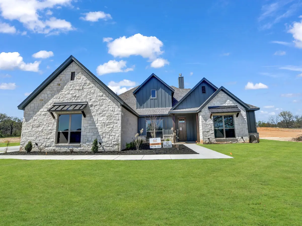 10016 Valley Oak Way, Springtown, TX 76082 - Image #1