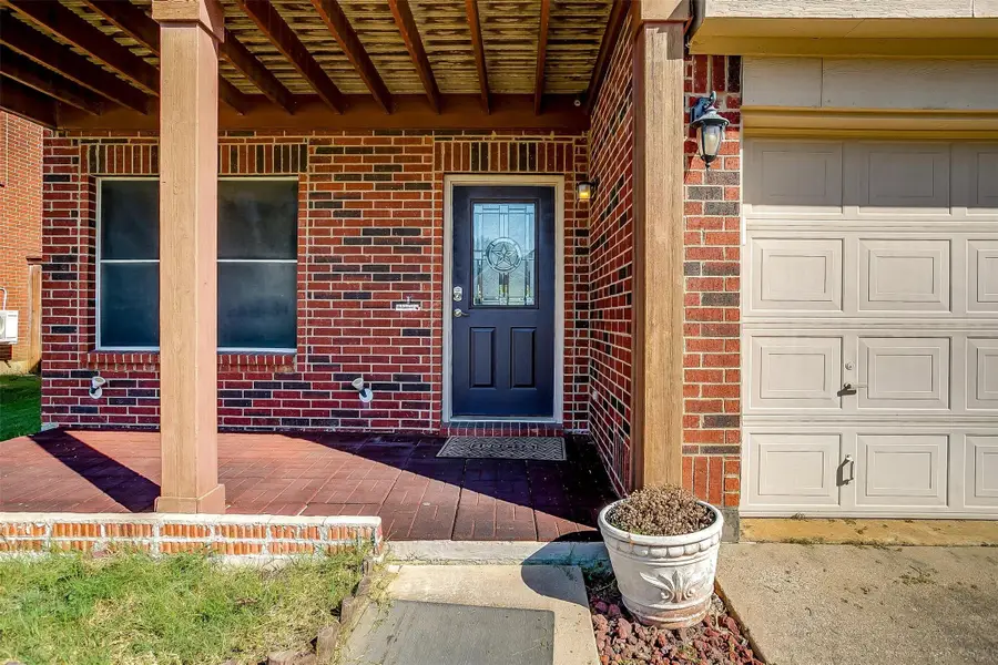 1303 Red Deer Way, Arlington, TX 76002 - Image #3