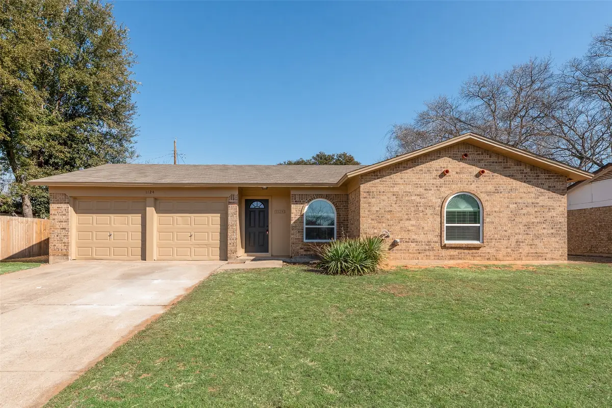 1124 Sherwood Drive, Bedford, TX 76022 - #1