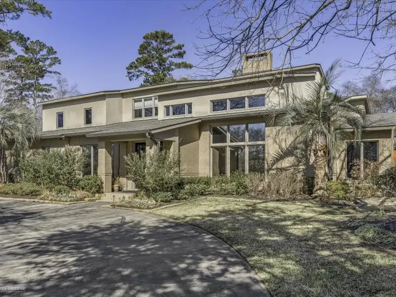 1059 N Pointe Circle, Shreveport, LA 71106 - #1