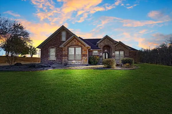 16900 County Road 706, Leonard, TX 75452