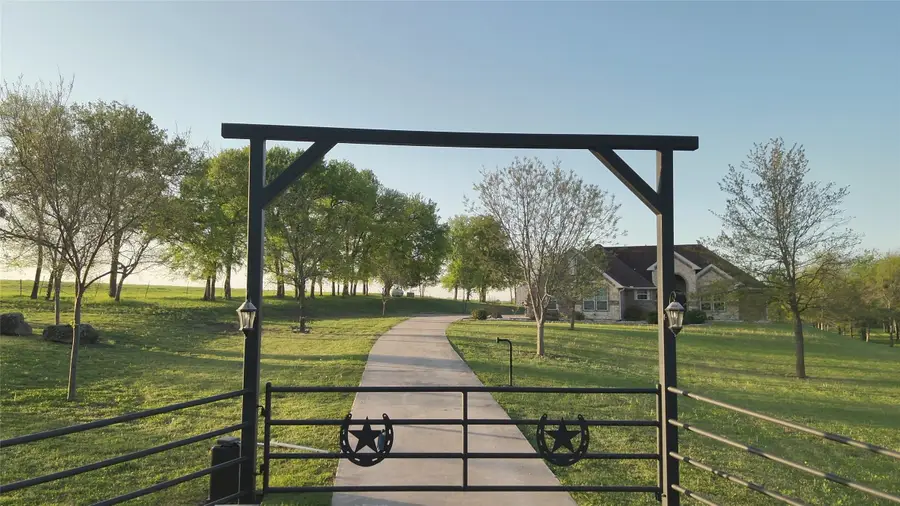 16900 County Road 706, Leonard, TX 75452 - #2