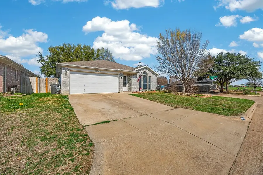 1929 Overland Street, Fort Worth, TX 76131 - #2