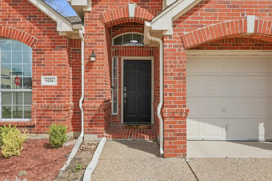 9436 Ponderosa Trail, Irving, TX 75063 - #3