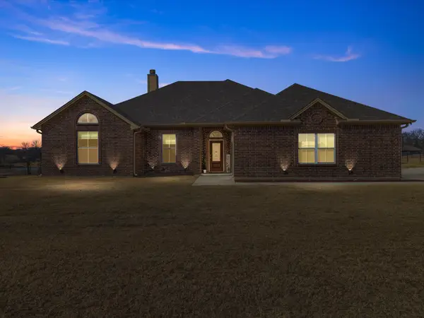 3021 Alvin Court, Cleburne, TX 76031