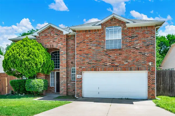 4450 Sharpsburg Drive, Grand Prairie, TX 75052