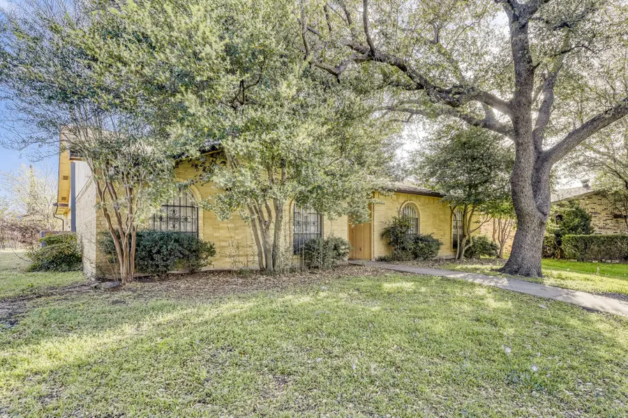 2039 Chestnut Road, Carrollton, TX 75007 - #2