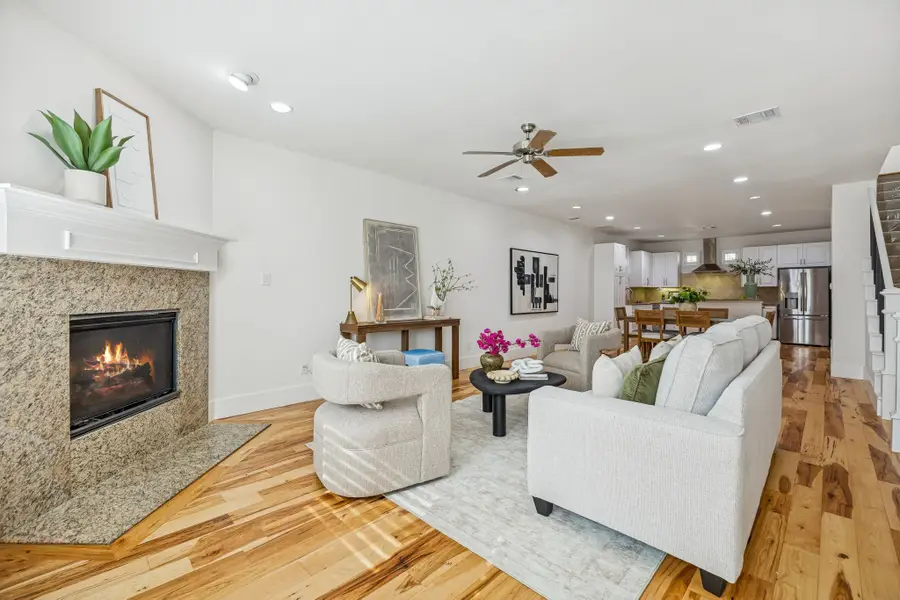 2606 Shelby Avenue #304, Dallas, TX 75219 - Image #2