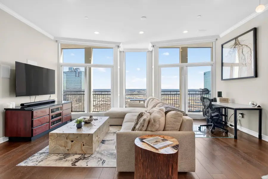 500 Throckmorton Street #3201, Fort Worth, TX 76102 - #3