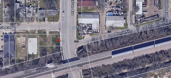 2425 Sylvan Avenue, Dallas, TX 75212